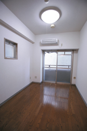 �}���V������